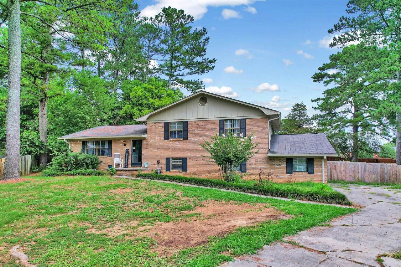 4028 Tomahawk Circle - Photo 1