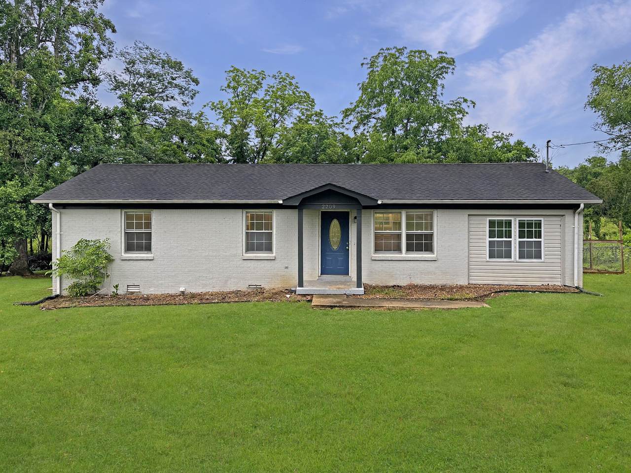 2209 Trotwood Dr - Photo 1