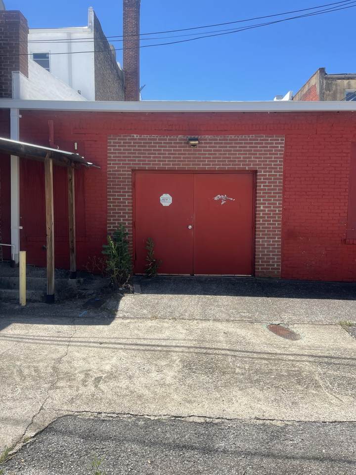 115 E Commerce St - Photo 1
