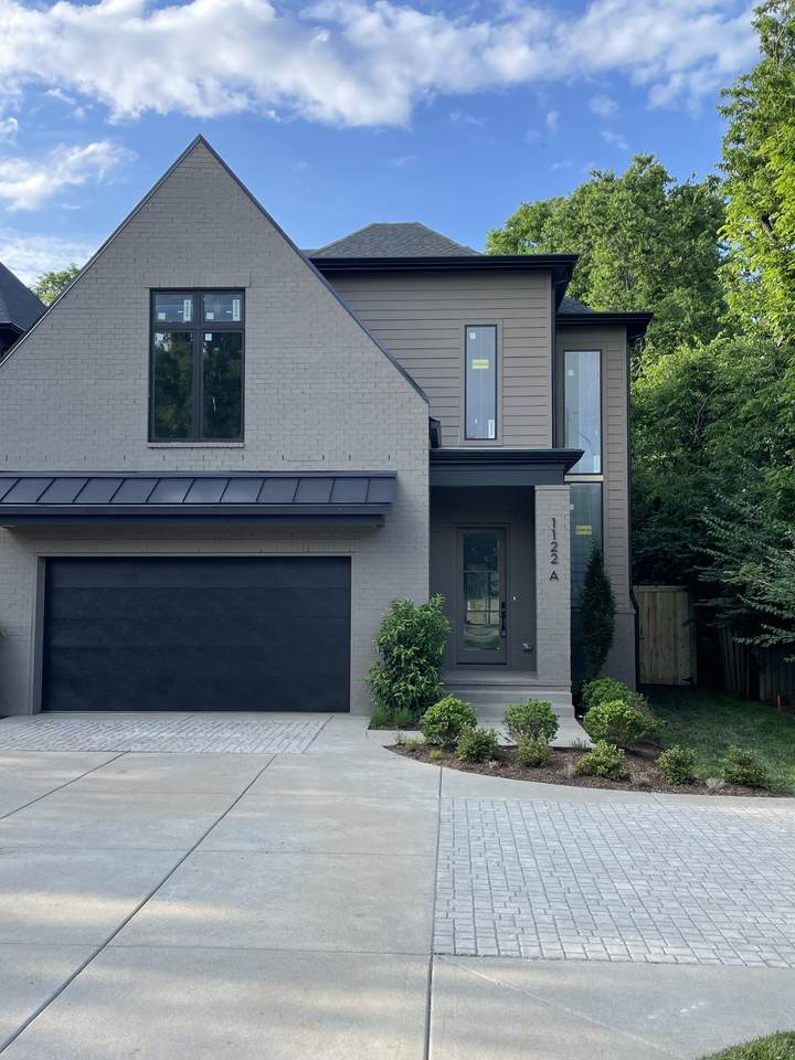 1122A Biltmore Dr - Photo 1