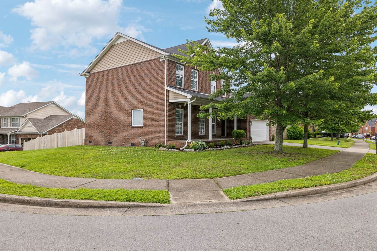 https://bt-photos.global.ssl.fastly.net/nashville/1280_boomver_1_RTC2898024-1.jpg