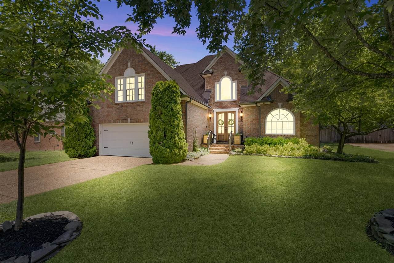 440 Ridgestone Dr - Photo 1