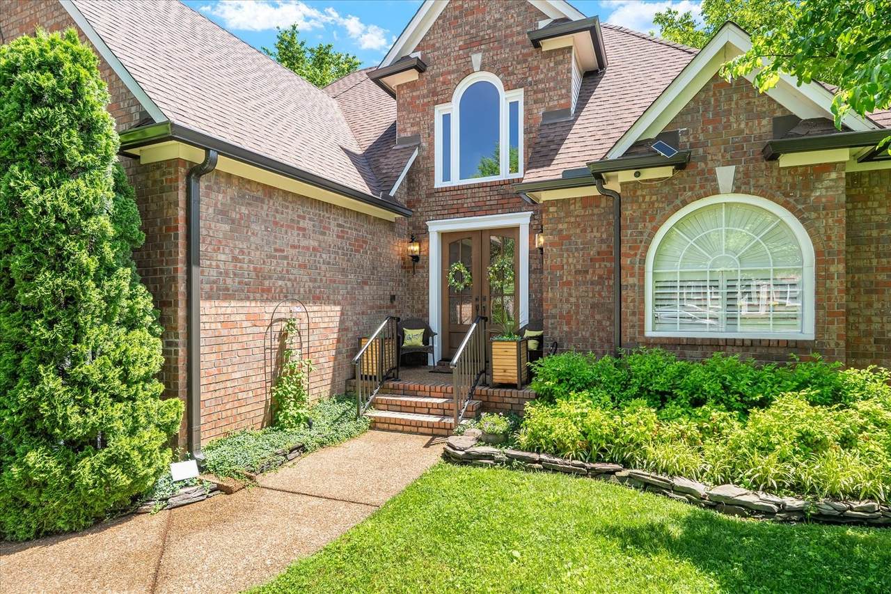 https://bt-photos.global.ssl.fastly.net/nashville/1280_boomver_1_RTC2898114-1.jpg