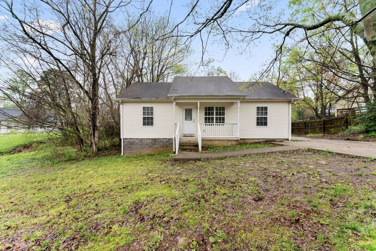 1090 Sugarberry Ln - Photo 1
