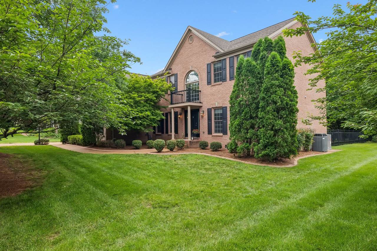 625 Ploughmans Bend Dr - Photo 1