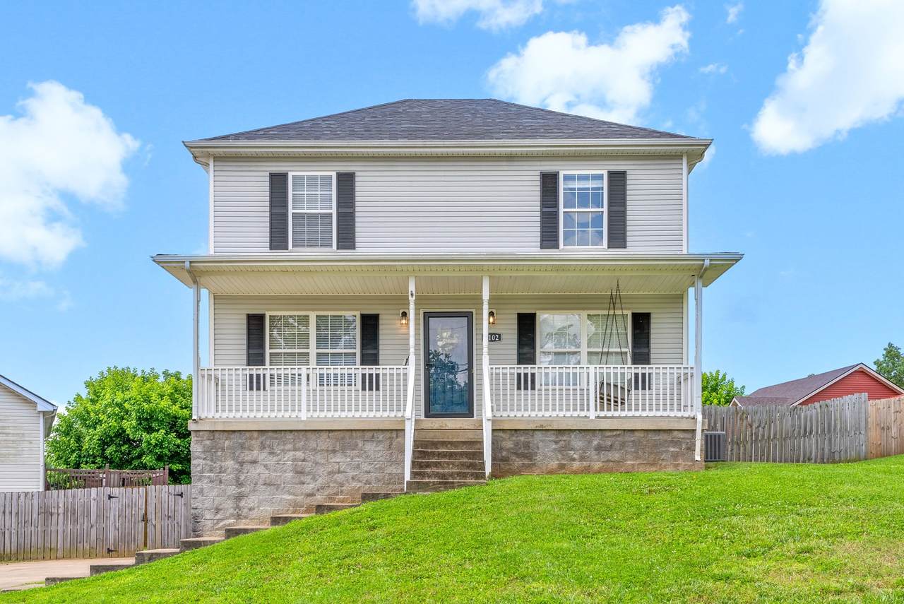 1102 Gunpoint Dr - Photo 1