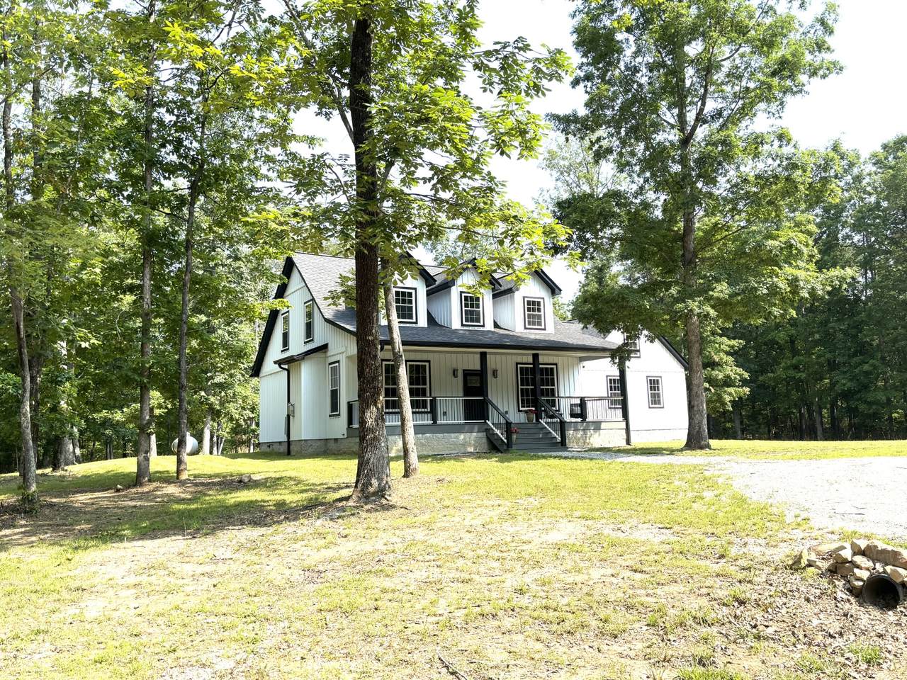 https://bt-photos.global.ssl.fastly.net/nashville/1280_boomver_1_RTC2899607-1.jpg