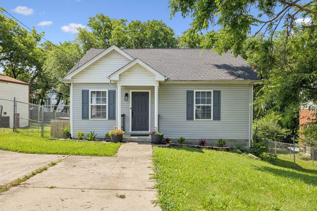 442 Roger Williams Ave - Photo 1