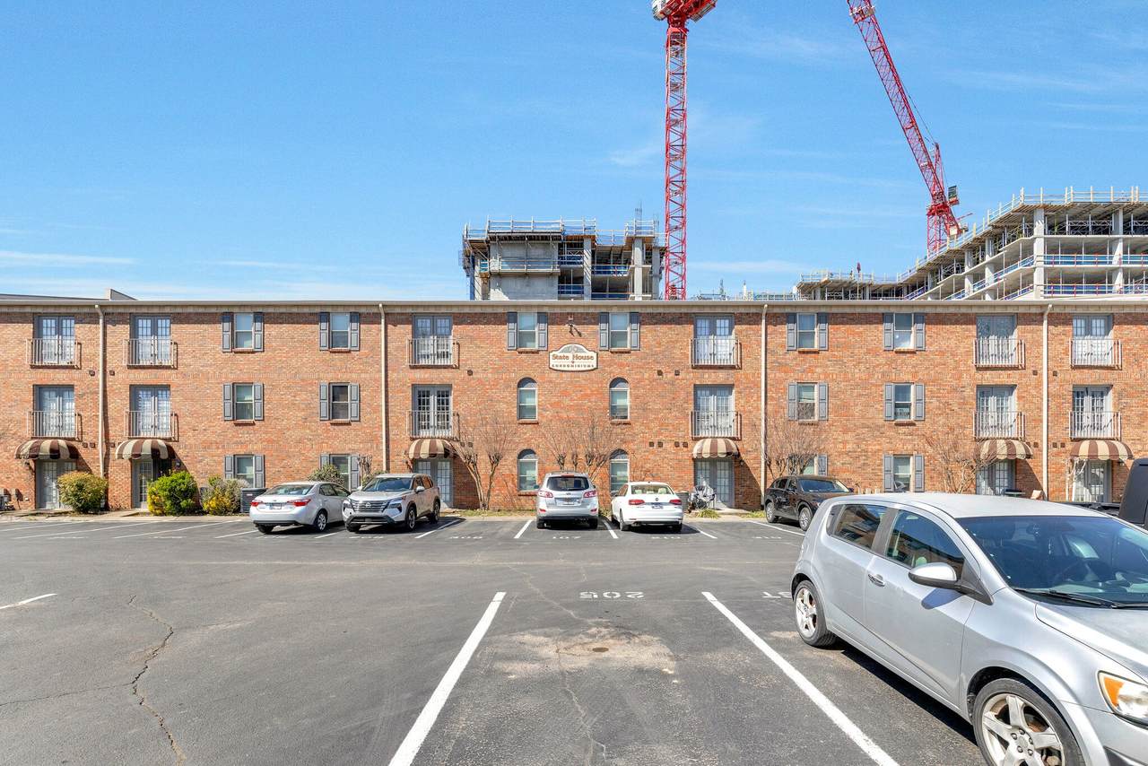 1808 State St - Photo 1