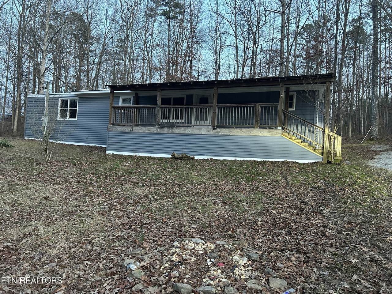 994 Pioneer Rd - Photo 1