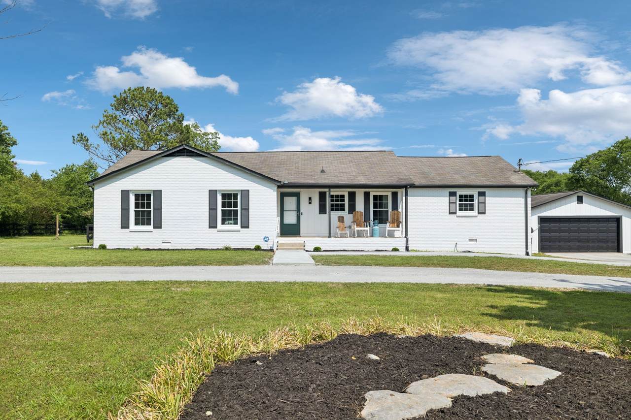 6238 Ladd Rd - Photo 1