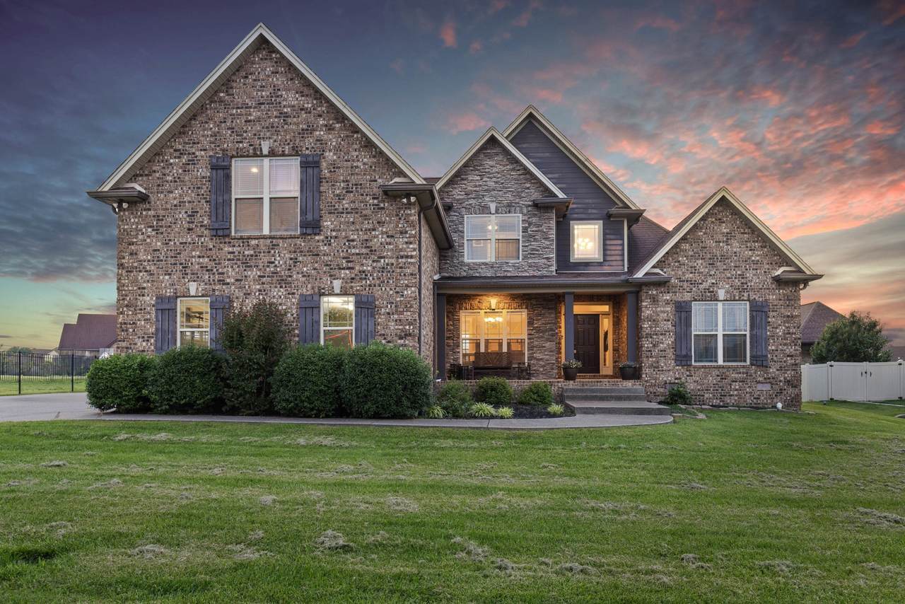 2222 London Ln - Photo 1