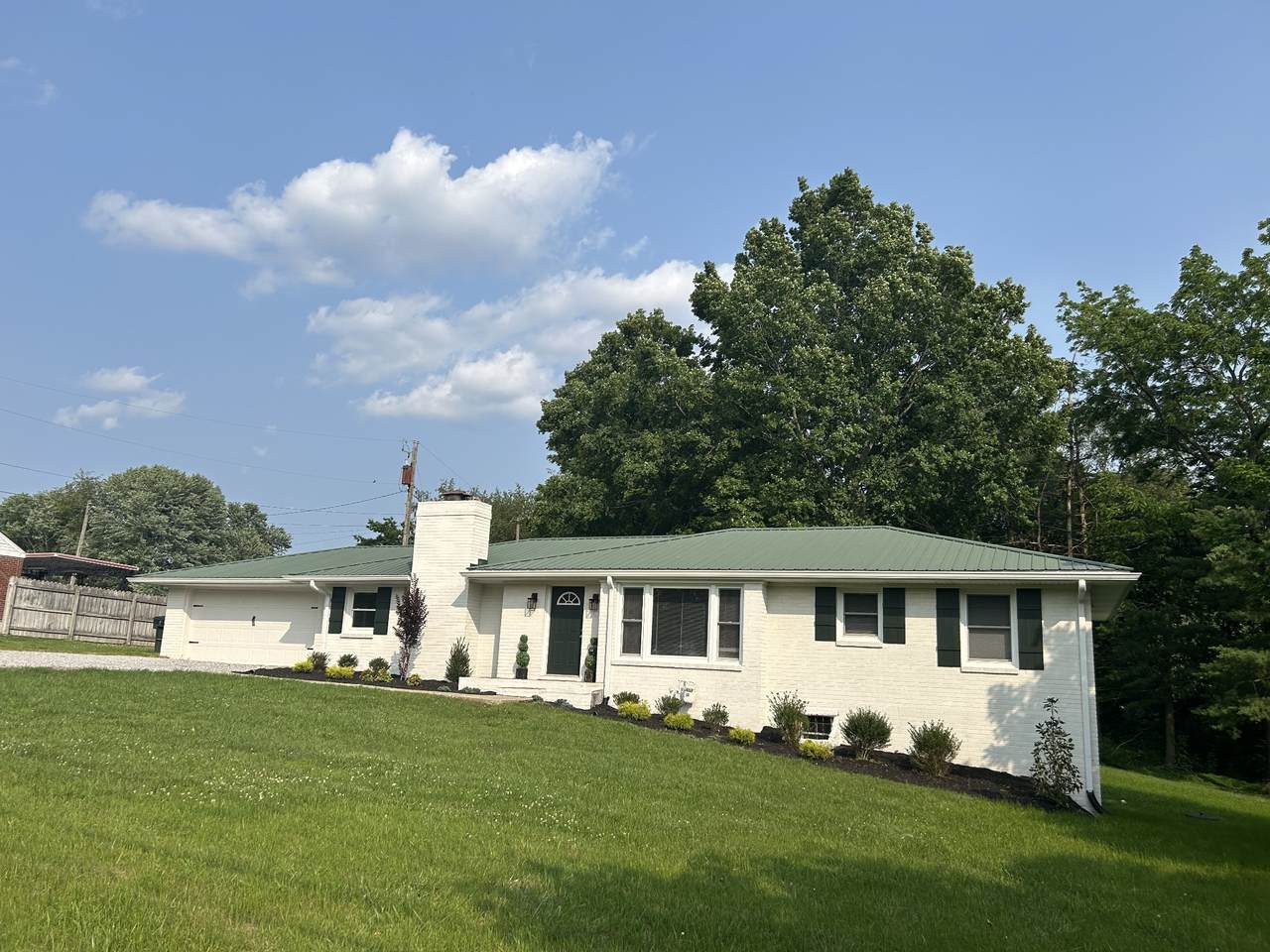 1514 5th Ave - Photo 1