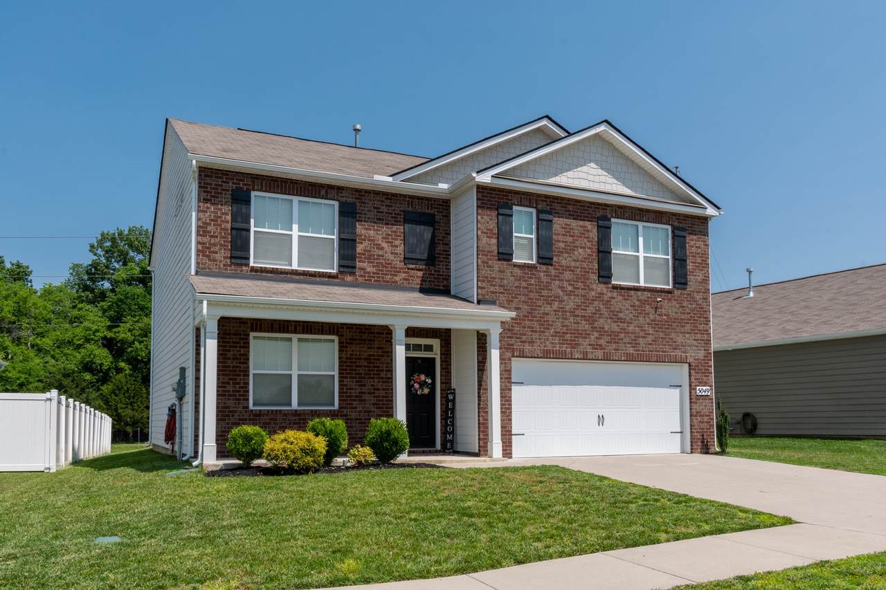 5049 Hunters Village Dr - Photo 1