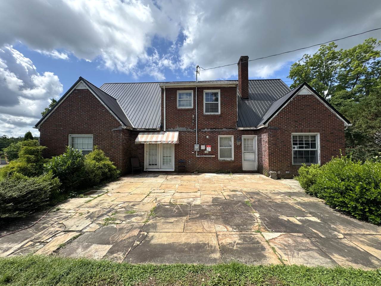 https://bt-photos.global.ssl.fastly.net/nashville/1280_boomver_1_RTC2904591-1.jpg