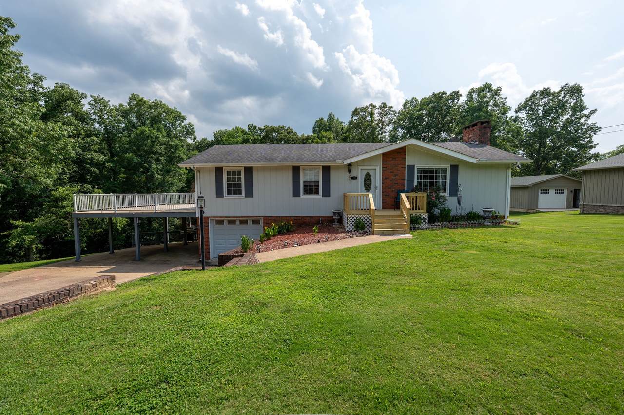 711 Hurricane Hill Dr - Photo 1