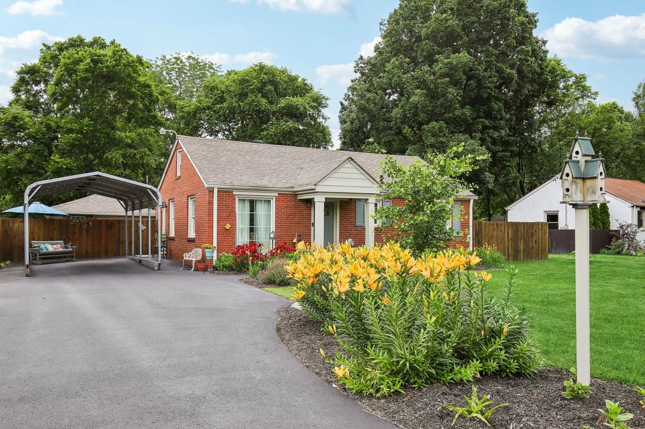 234 Ridgeway Dr - Photo 1