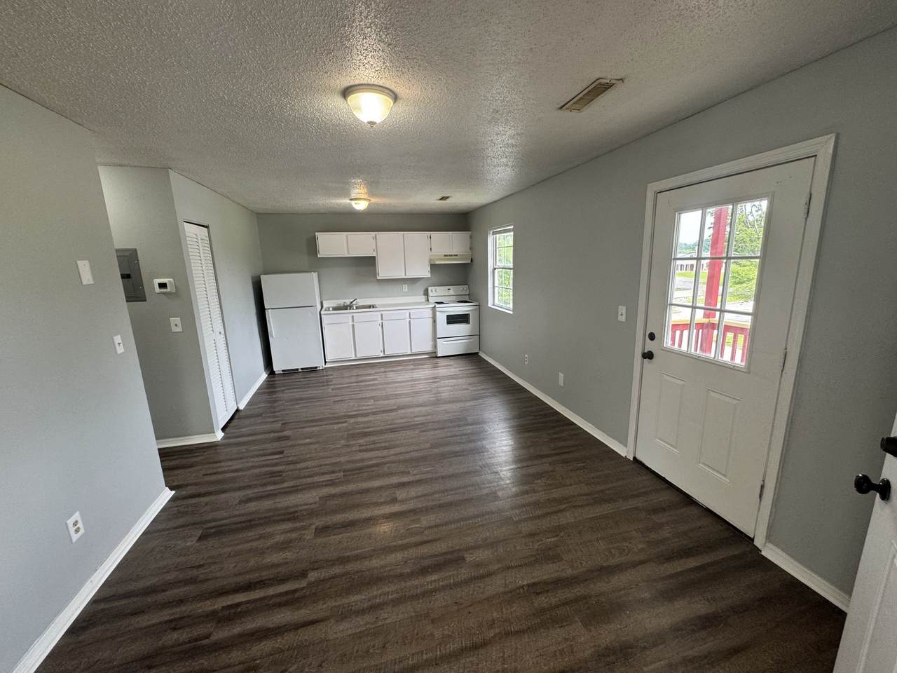 1589 Yager Rd - Photo 1