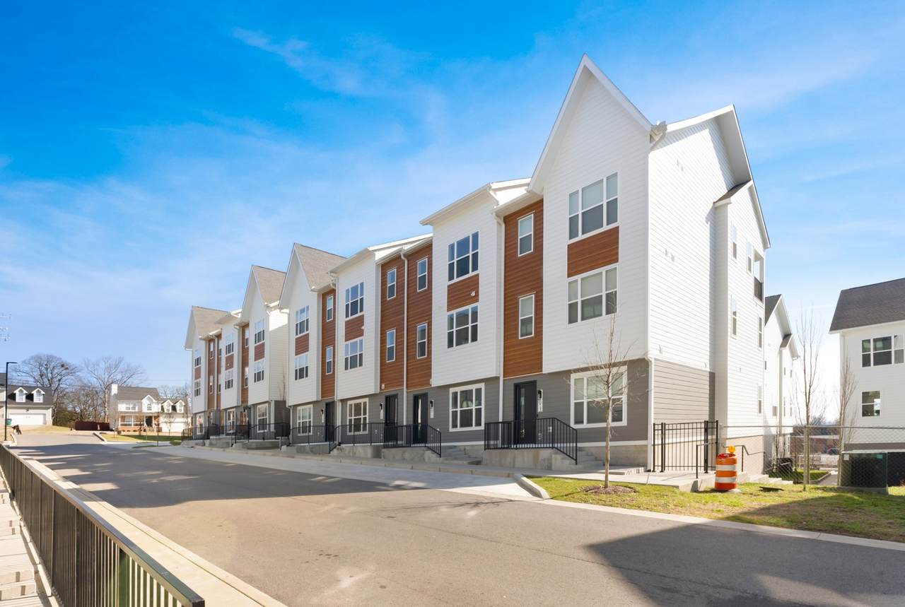 621 Live Life Lane - Photo 1