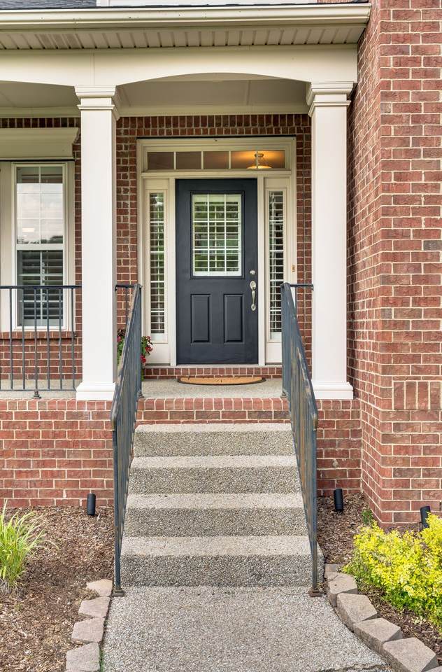 https://bt-photos.global.ssl.fastly.net/nashville/1280_boomver_1_RTC2904854-1.jpg