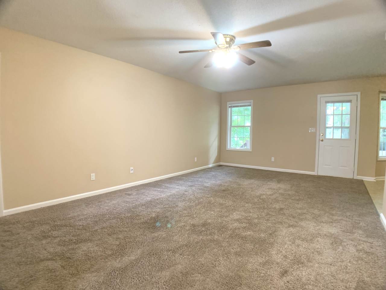 https://bt-photos.global.ssl.fastly.net/nashville/1280_boomver_1_RTC2905006-1.jpg