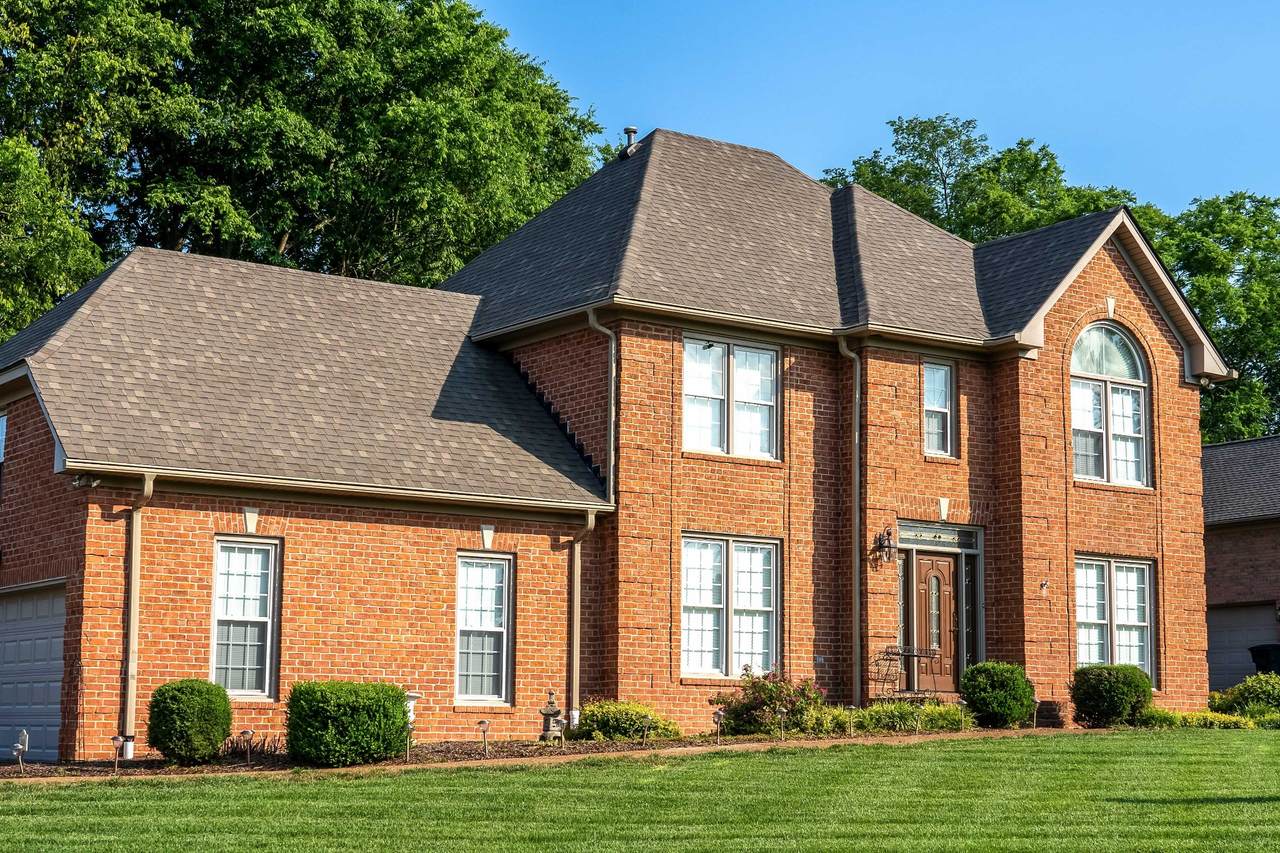 1000 Creekglen Ct - Photo 1
