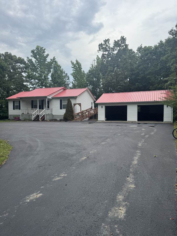 2080 Winsett Rd - Photo 1