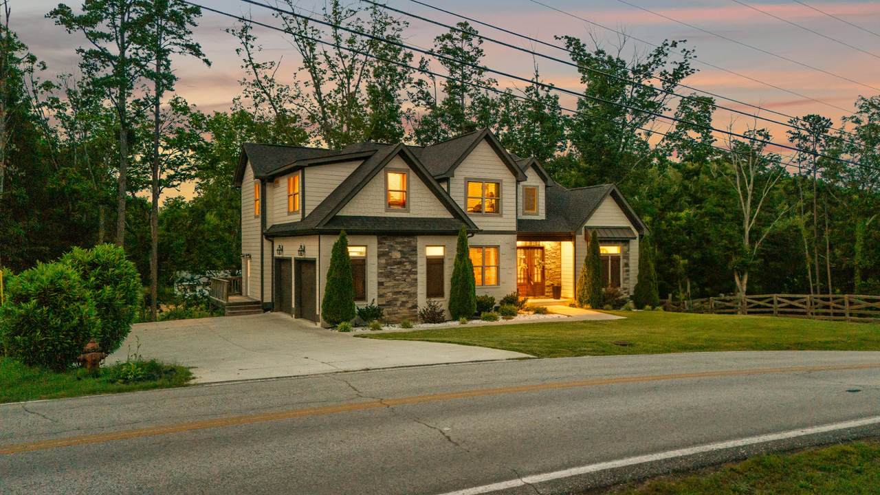 8417 Pine Ridge Rd - Photo 1