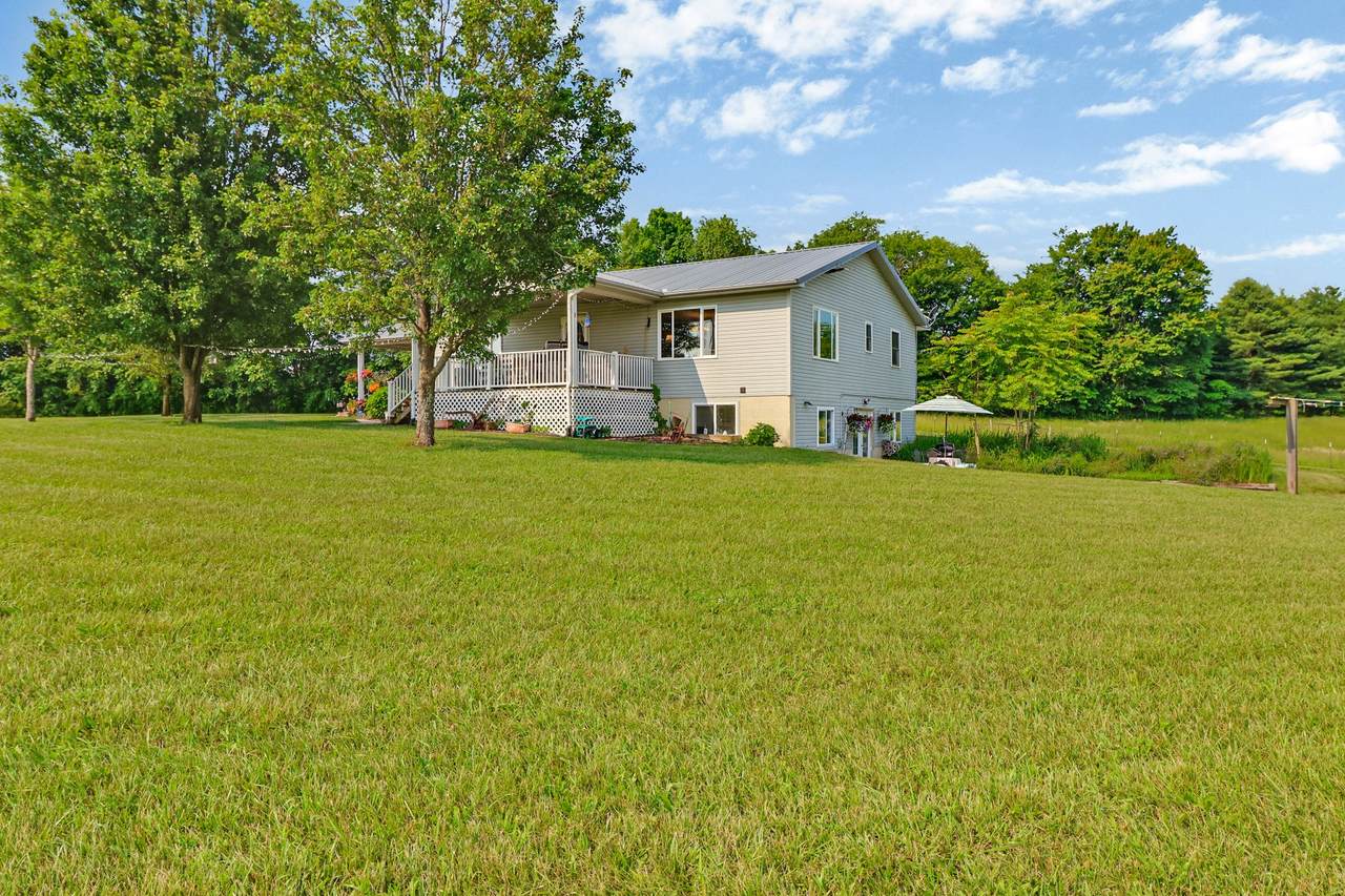 4250 Standing Rock Rd - Photo 1