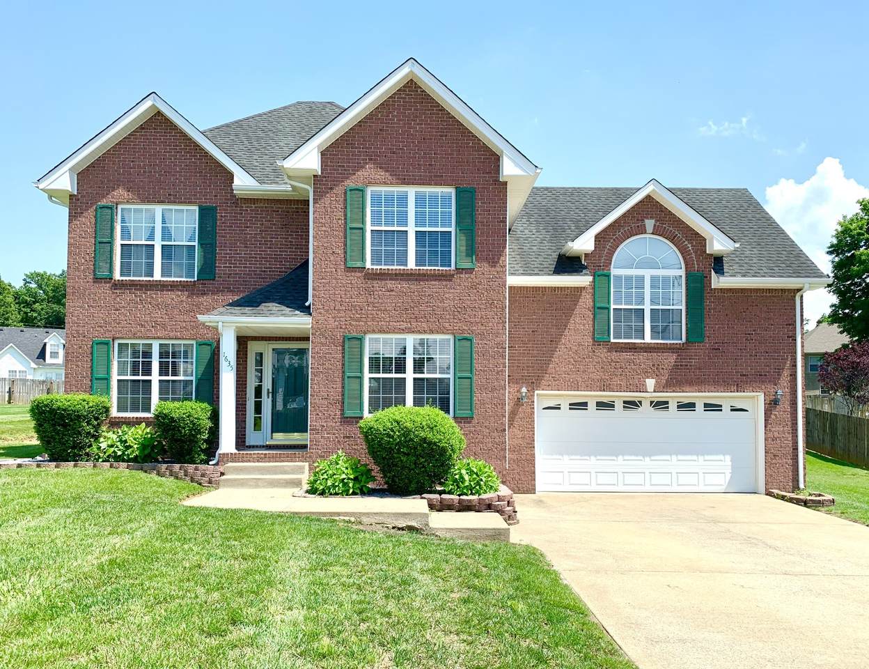 1635 Barrywood Cir - Photo 1