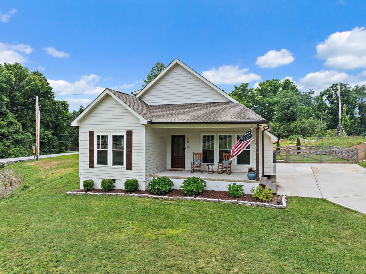 5012 Francis Ln - Photo 1