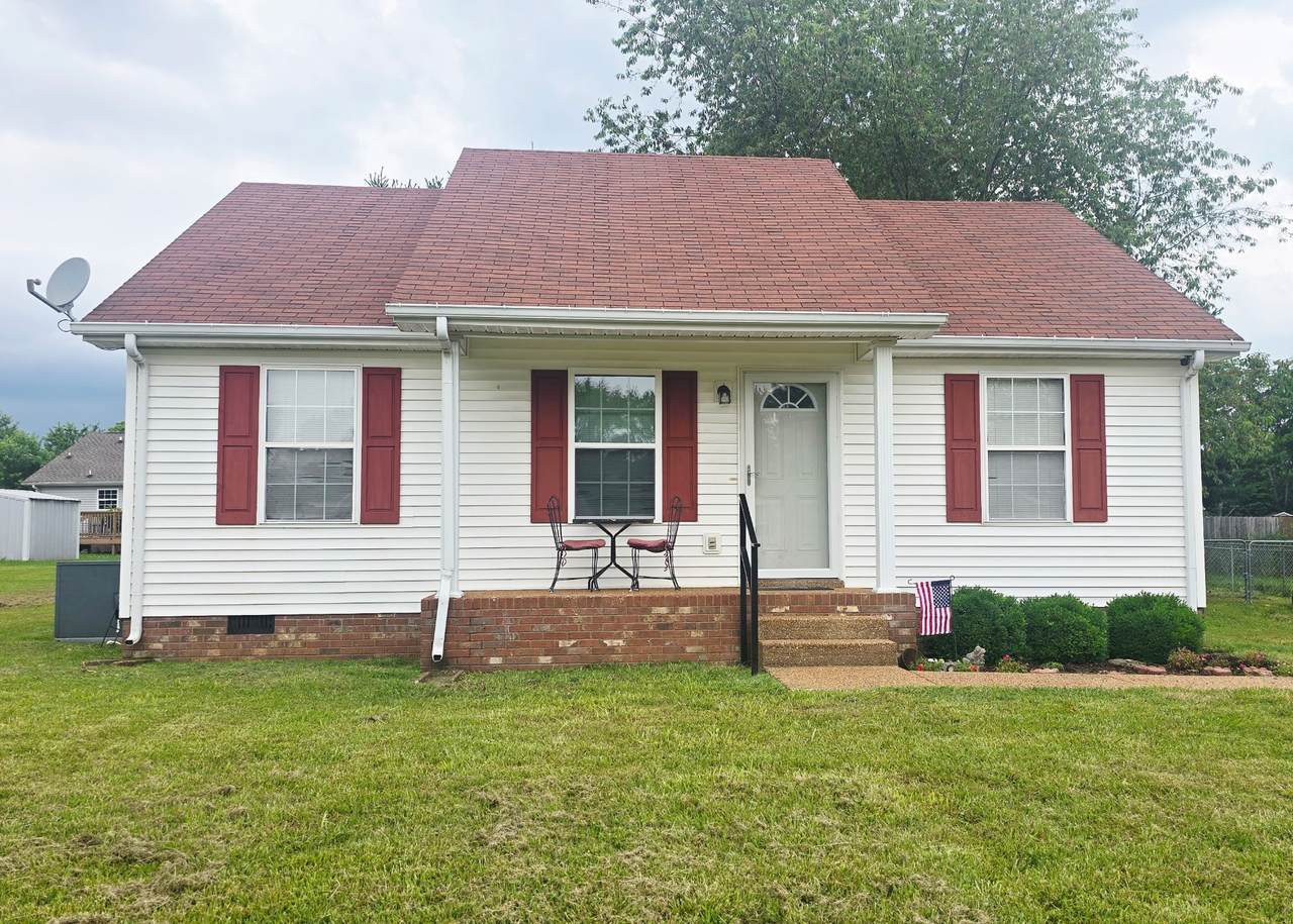 106 Tyler Dr - Photo 1