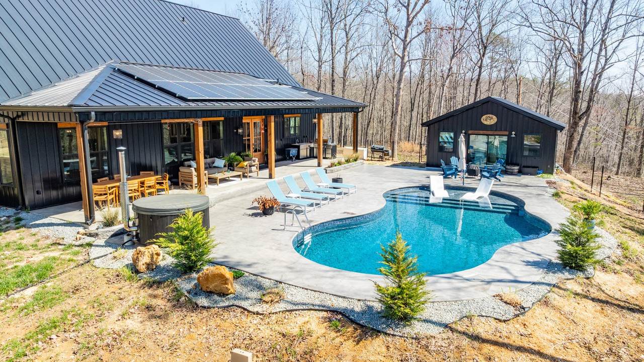 639 Piney Creek Rd - Photo 1