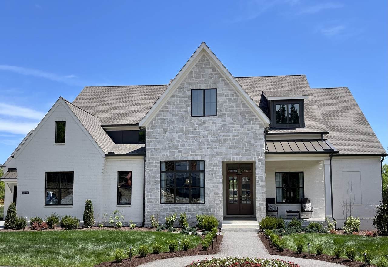 9902 Amarosa Court - Photo 1