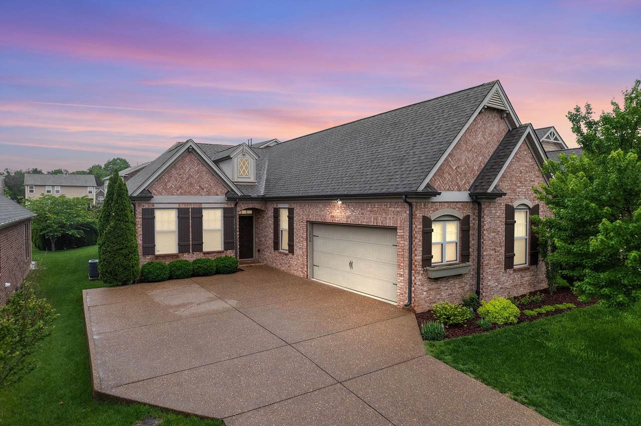 1740 Hartford Ln - Photo 1