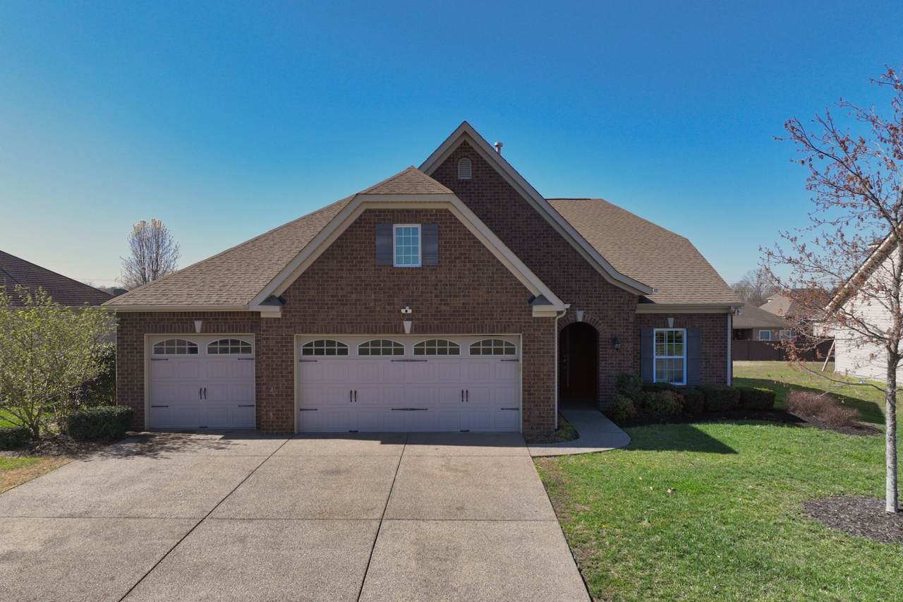 493 Callie Ave - Photo 1