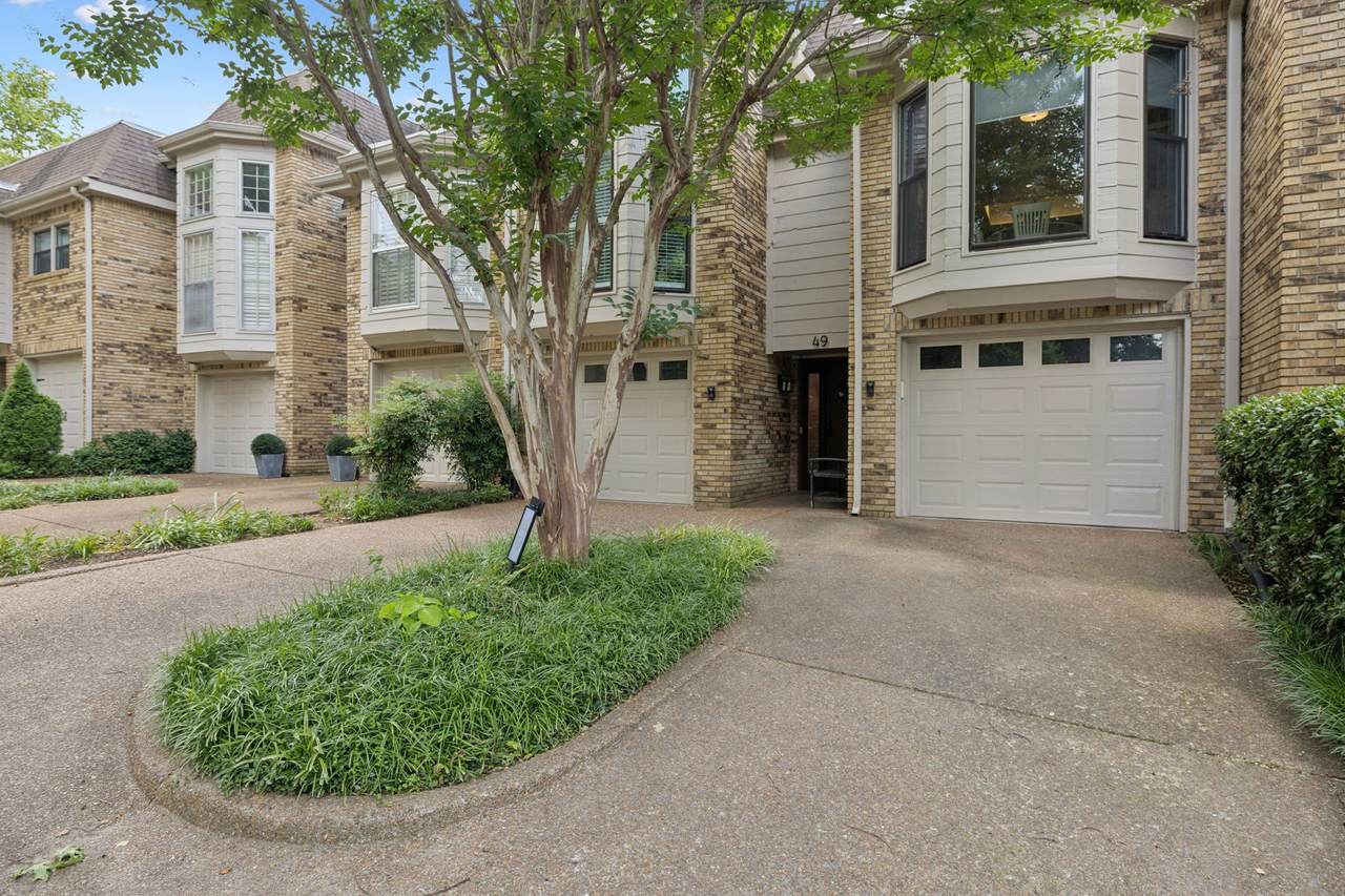 401 Bowling Ave - Photo 1