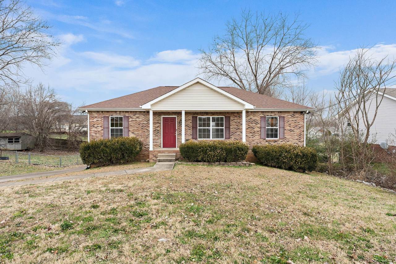 1009 Monica Dr - Photo 1