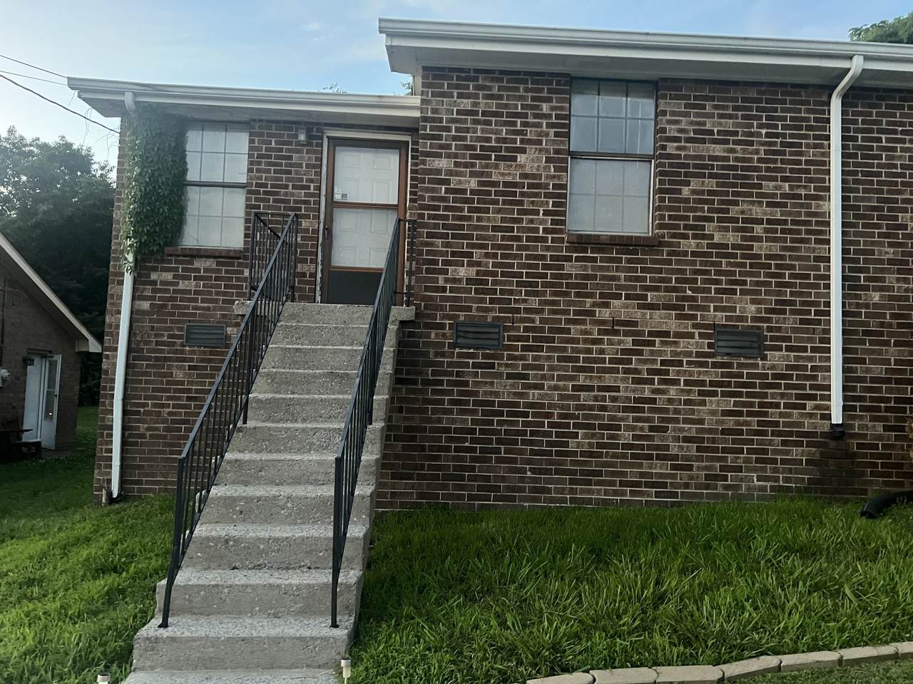 https://bt-photos.global.ssl.fastly.net/nashville/1280_boomver_1_RTC2906906-1.jpg