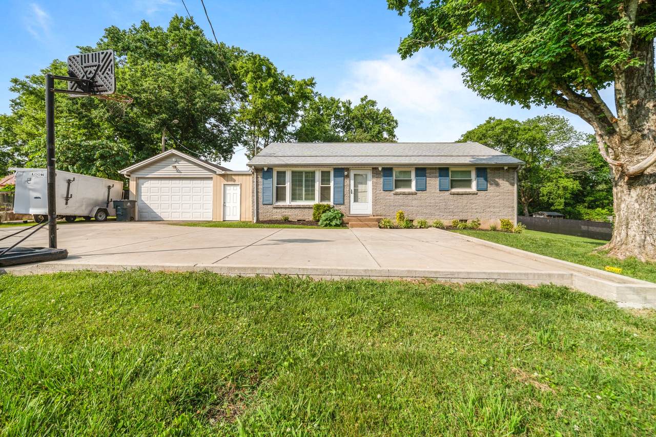 3804 Barlow Dr - Photo 1