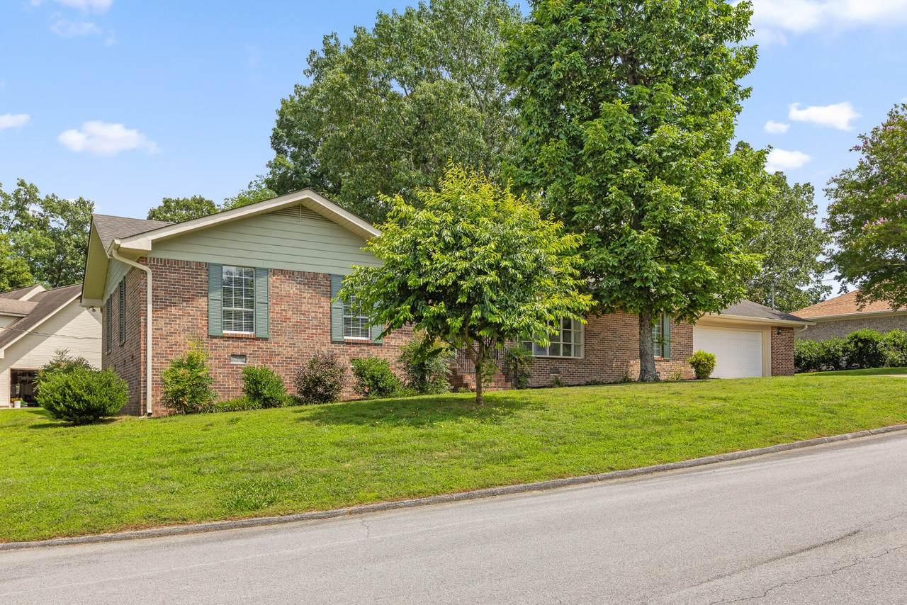 1003 Stone Crest Circle - Photo 1