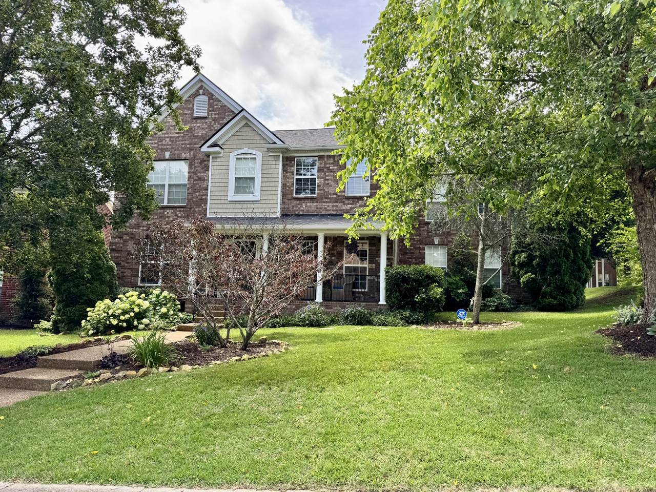 1209 Habersham Way - Photo 1