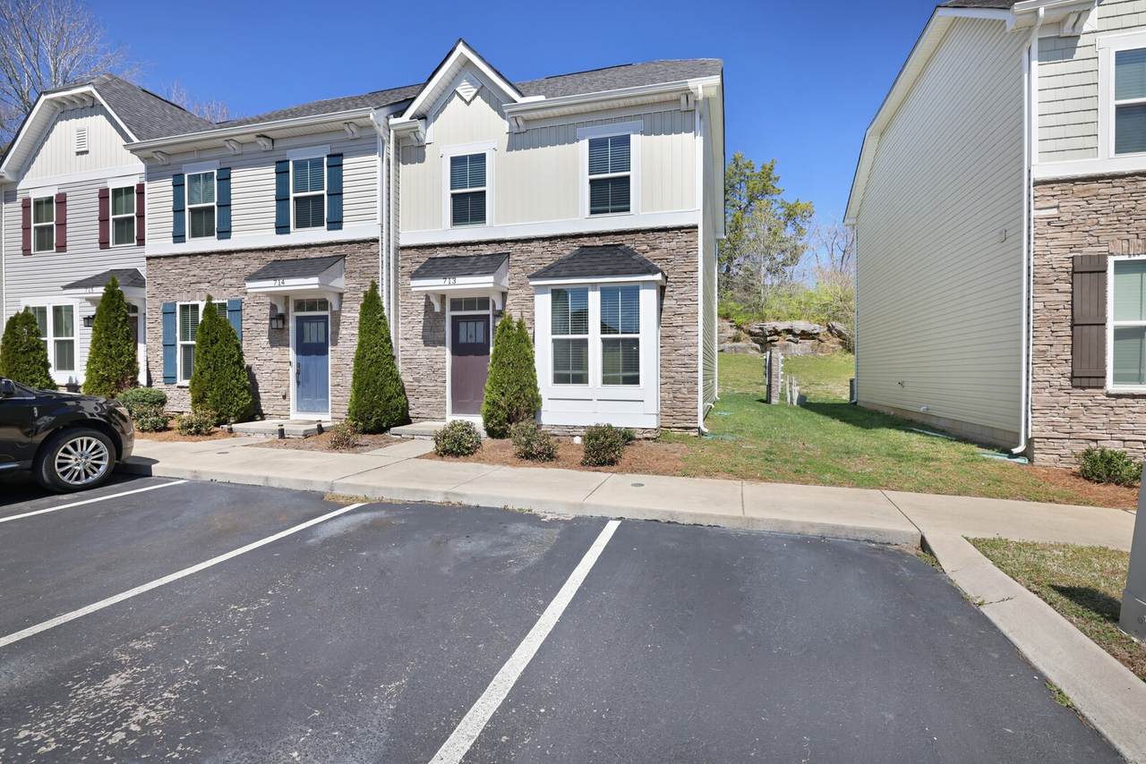 4316 Summercrest Blvd - Photo 1
