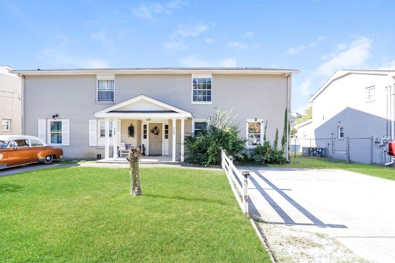 749 Huntington Pkwy - Photo 1