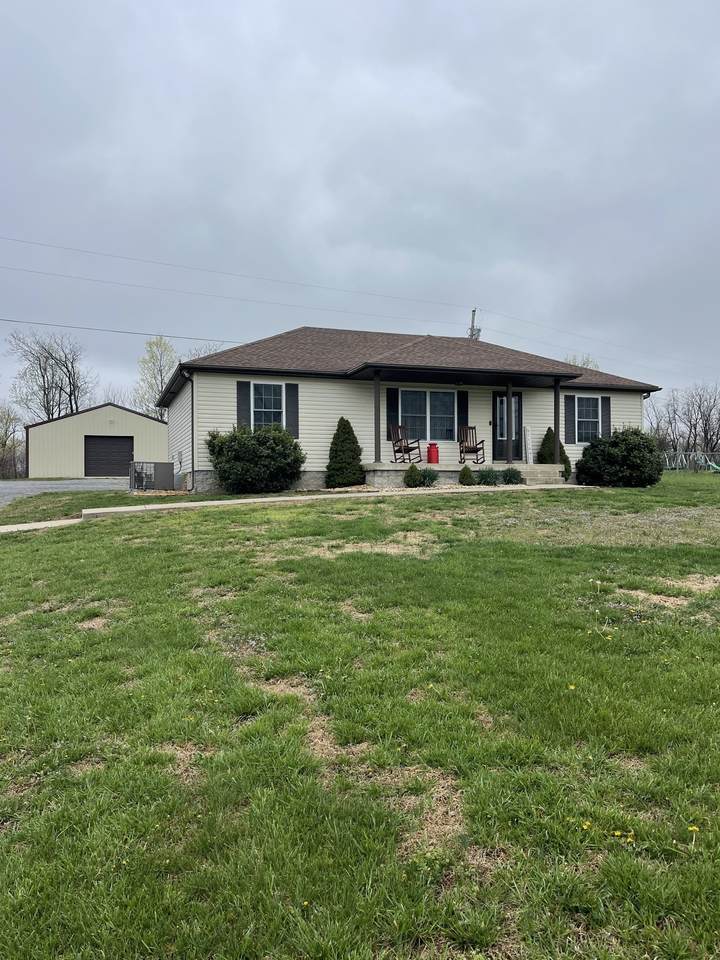 532 Douglas Ln - Photo 1