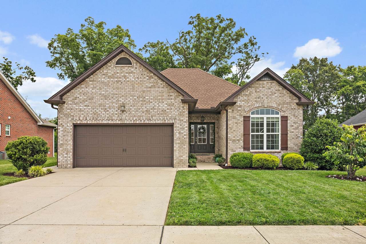 460 Lucy Cir - Photo 1