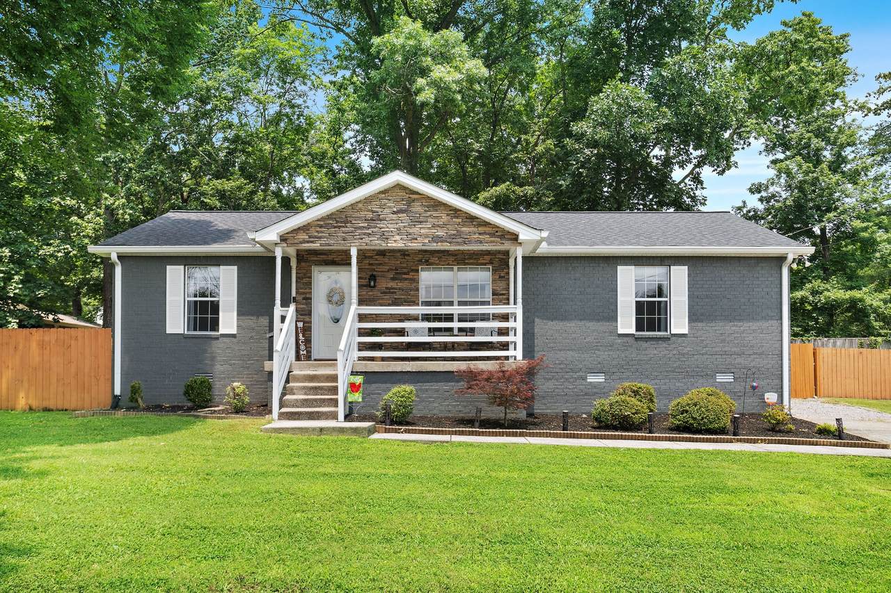 904 Libby Ln - Photo 1
