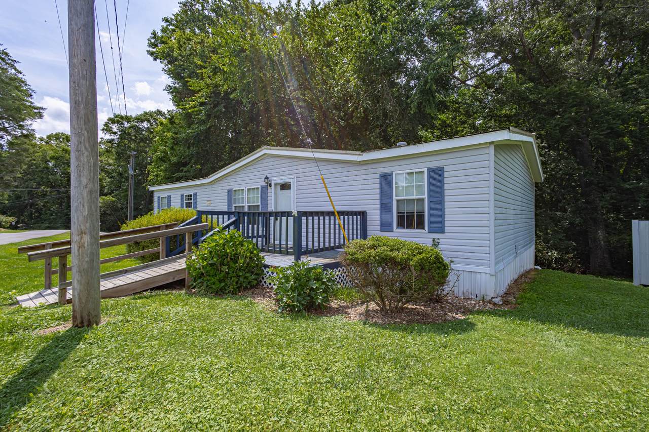 301 Shasteen St - Photo 1