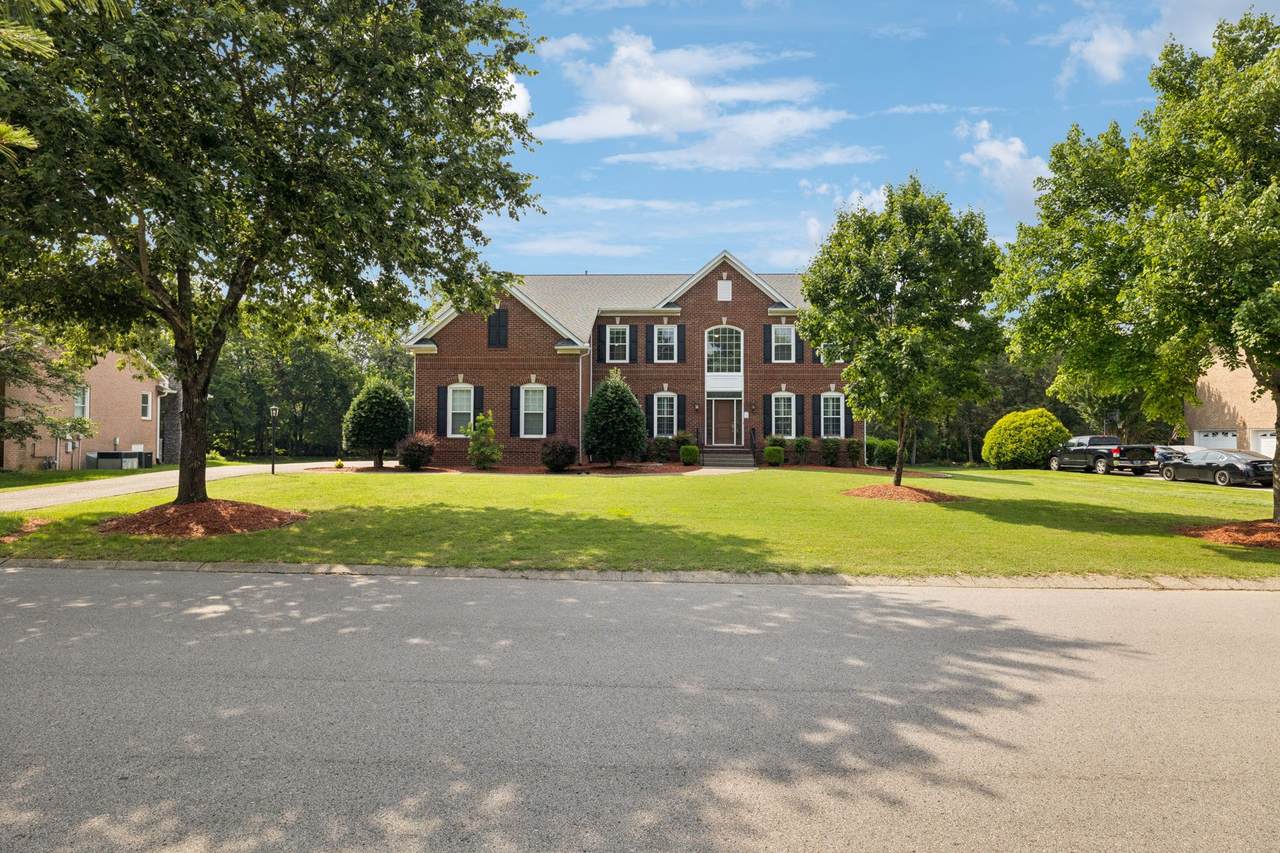https://bt-photos.global.ssl.fastly.net/nashville/1280_boomver_1_RTC2908272-1.jpg