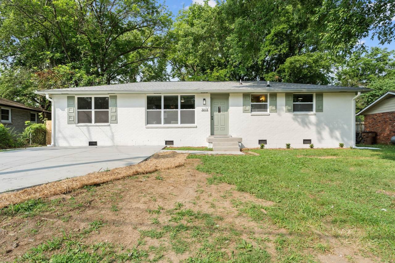 3018 Creekwood Dr - Photo 1